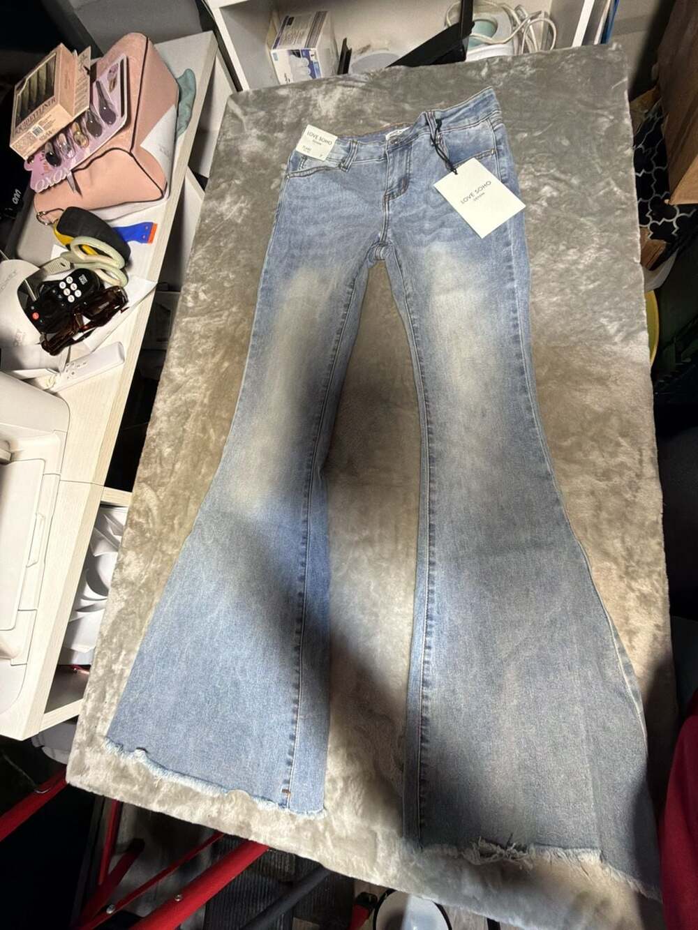 Love Soho Denim Low-Rise Flare Jeans Light Wash Size 7 NWT